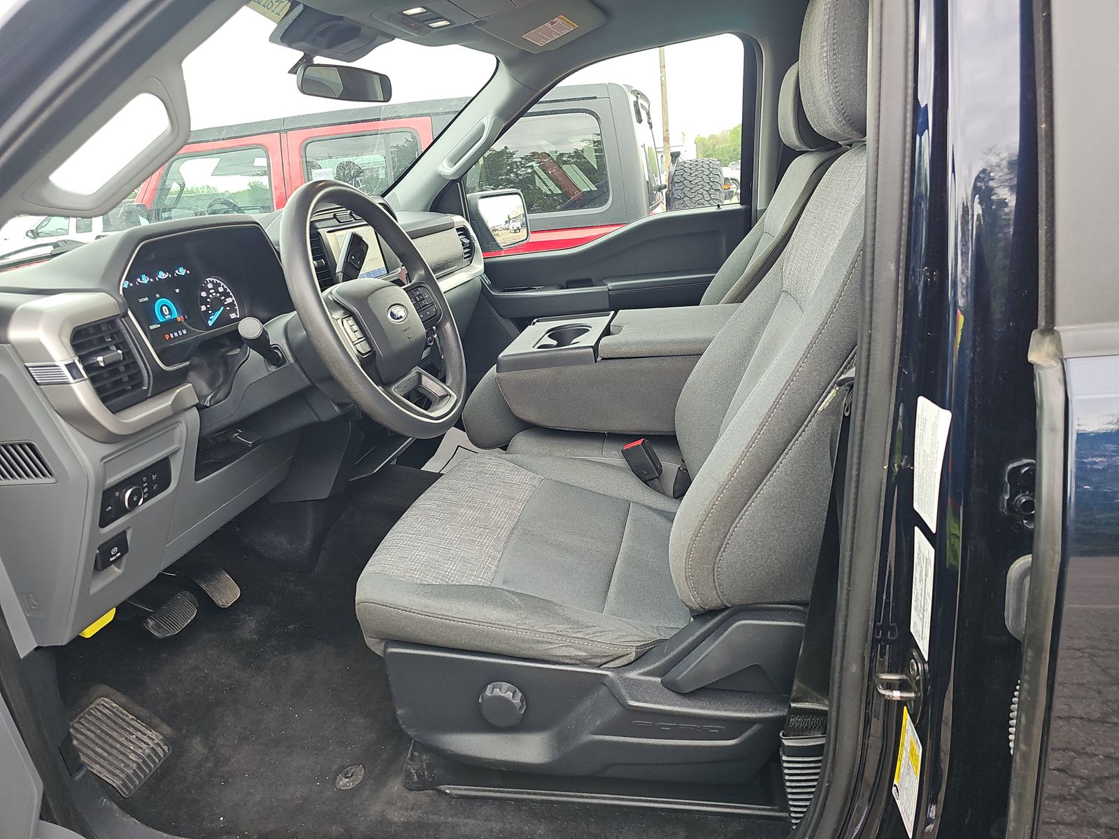 FORD F-150 - 8