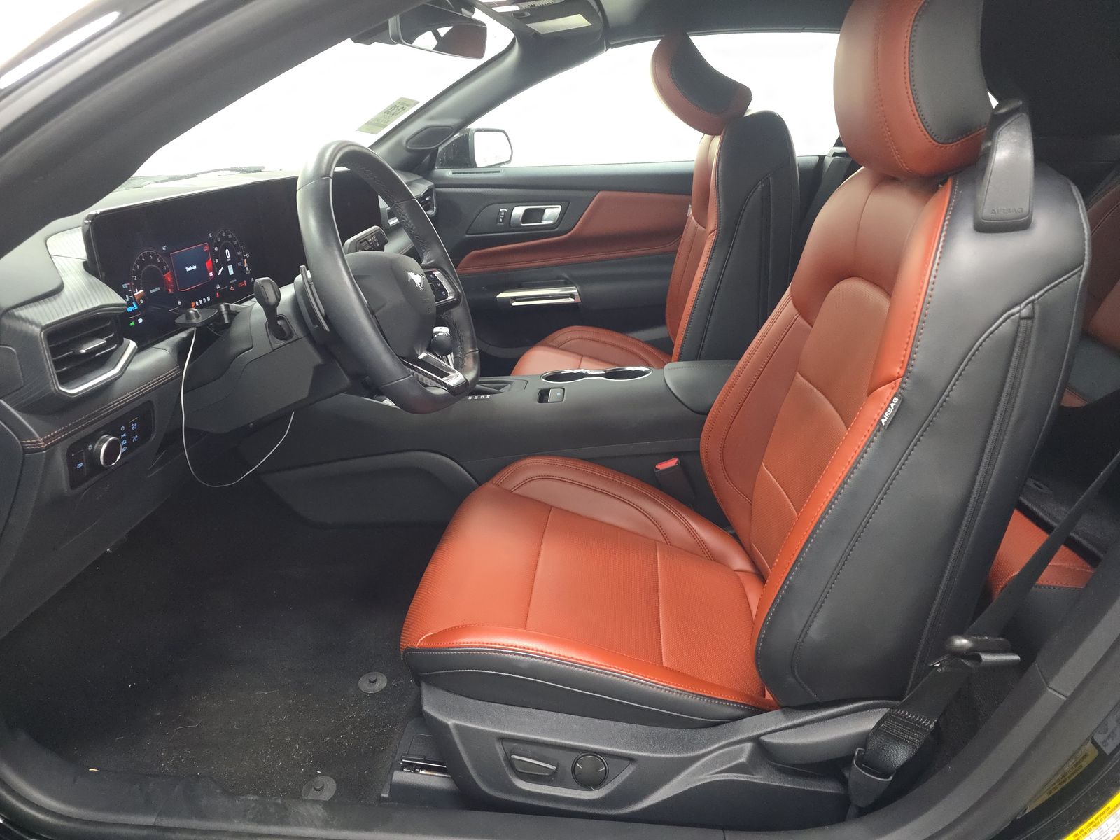 FORD MUSTANG - 8