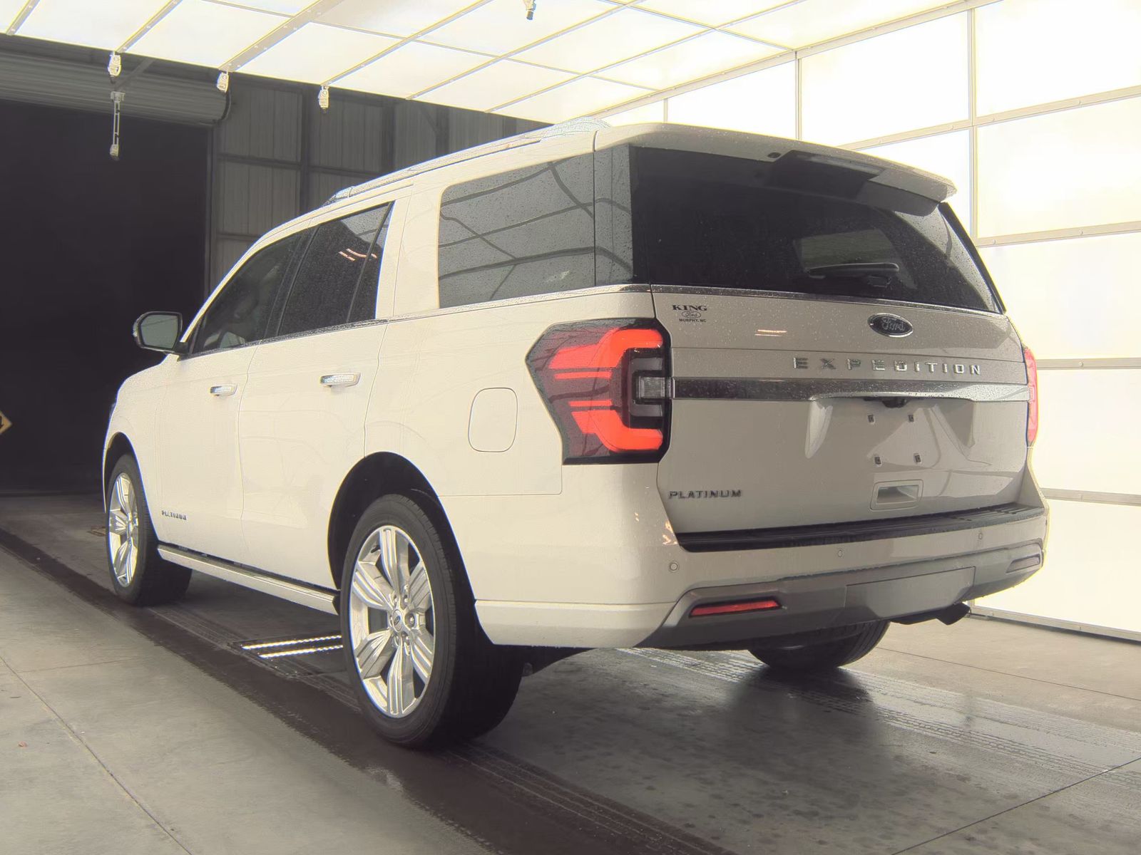 FORD EXPEDITION - 9