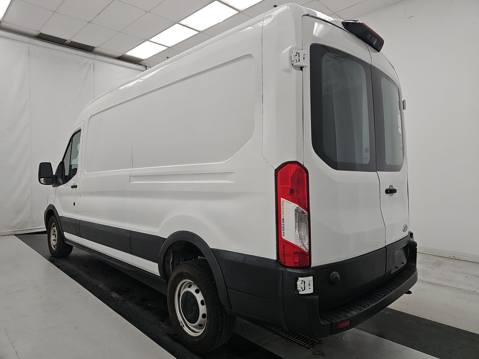 FORD TRANSIT 250 - 7