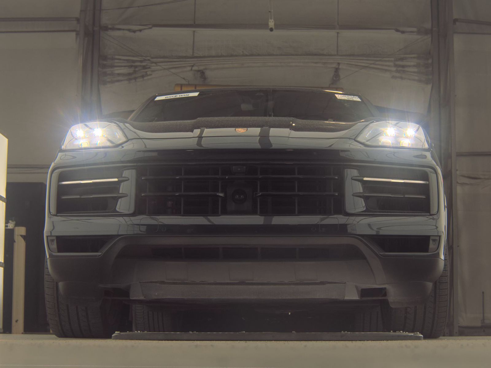 PORSCHE CAYENNE - 4