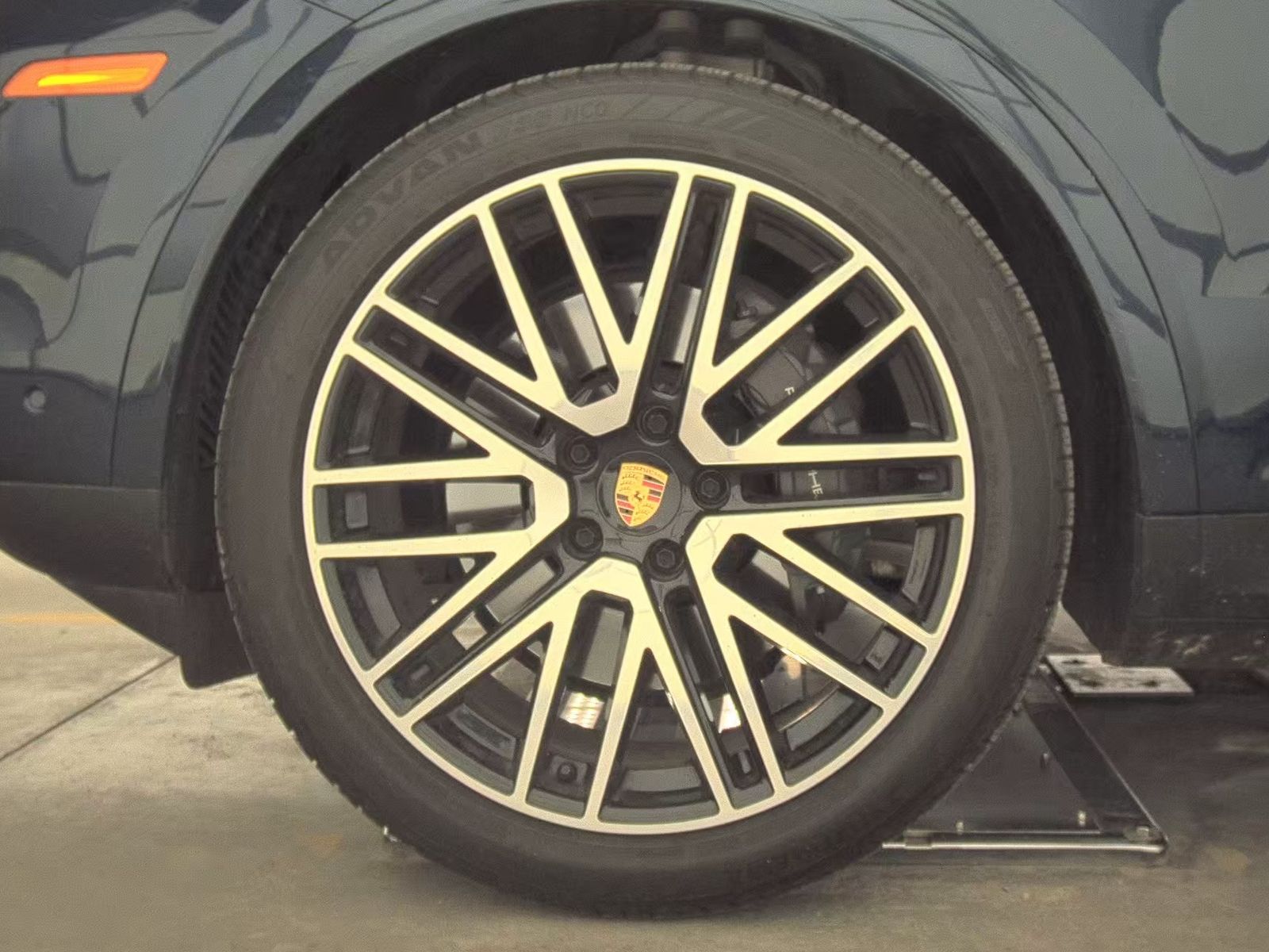 PORSCHE CAYENNE - 10