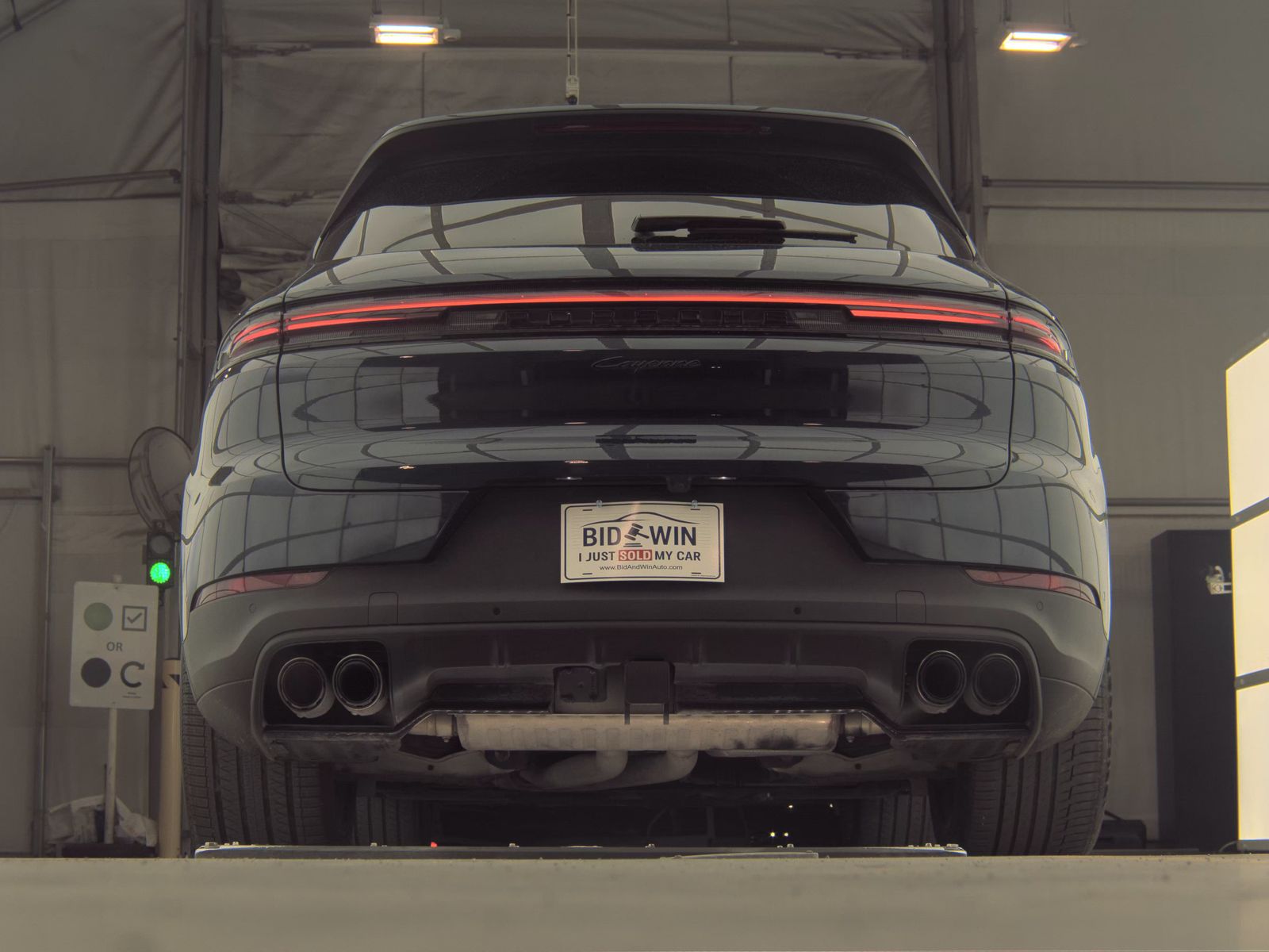 PORSCHE CAYENNE - 8
