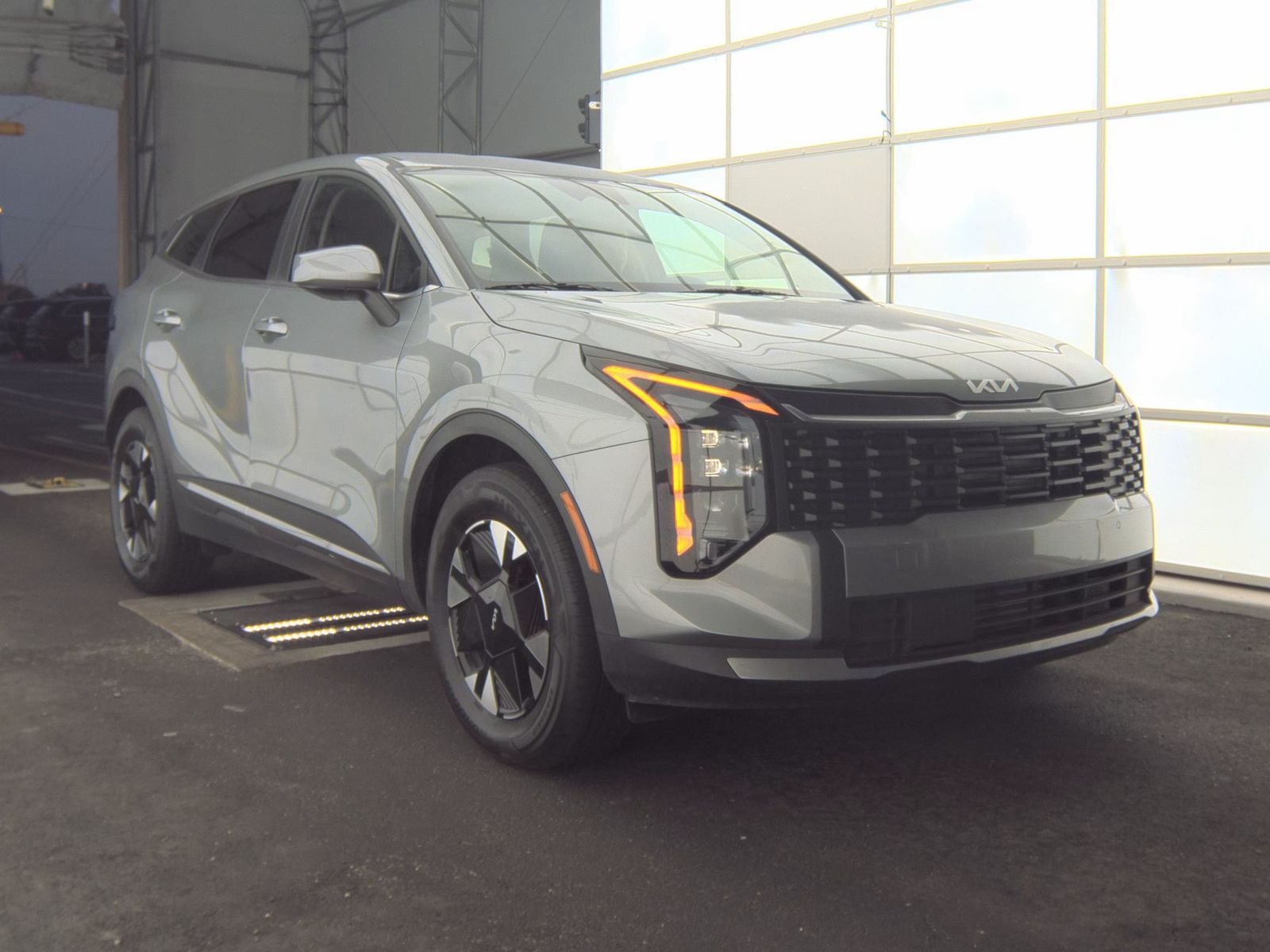 2026 Kia Sportage Hybrid LX FWD