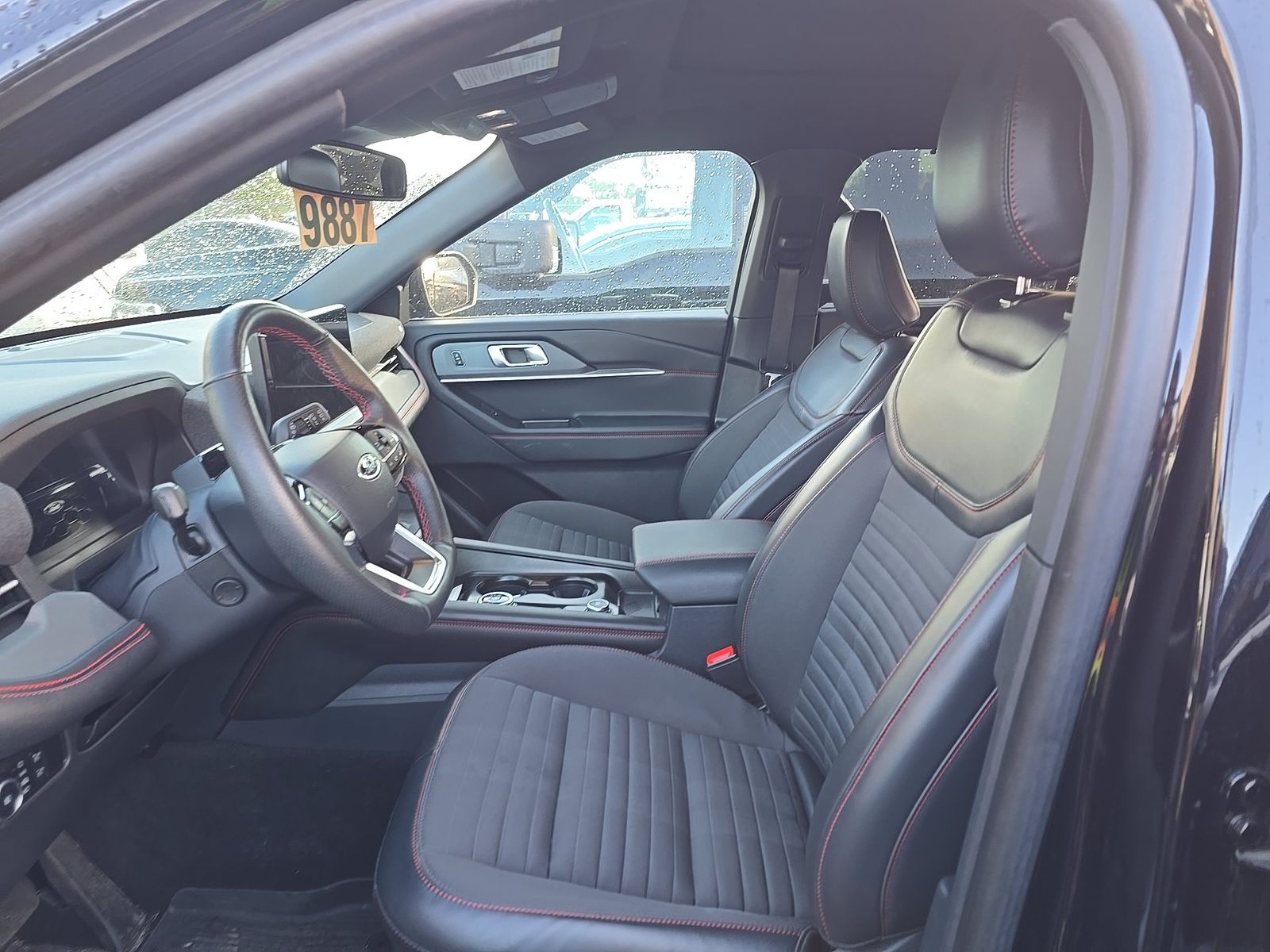FORD EXPLORER - 8