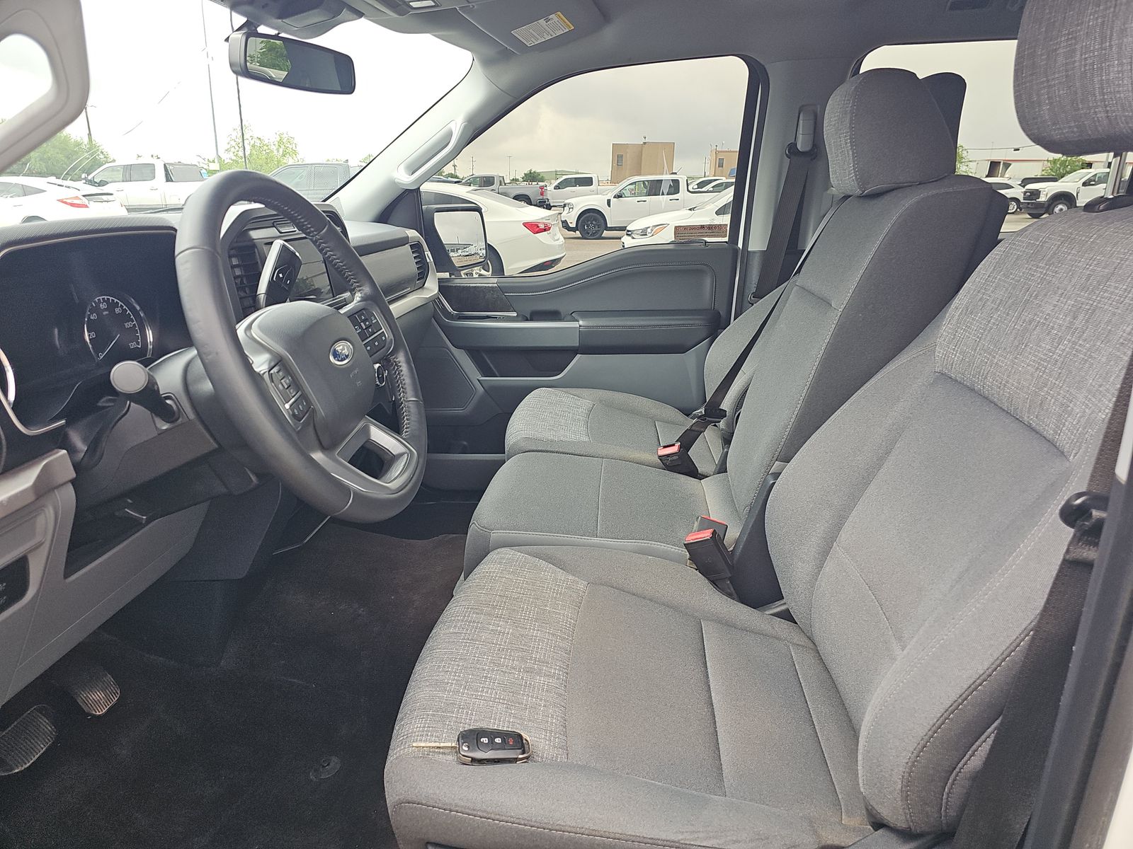 FORD F-150 - 8