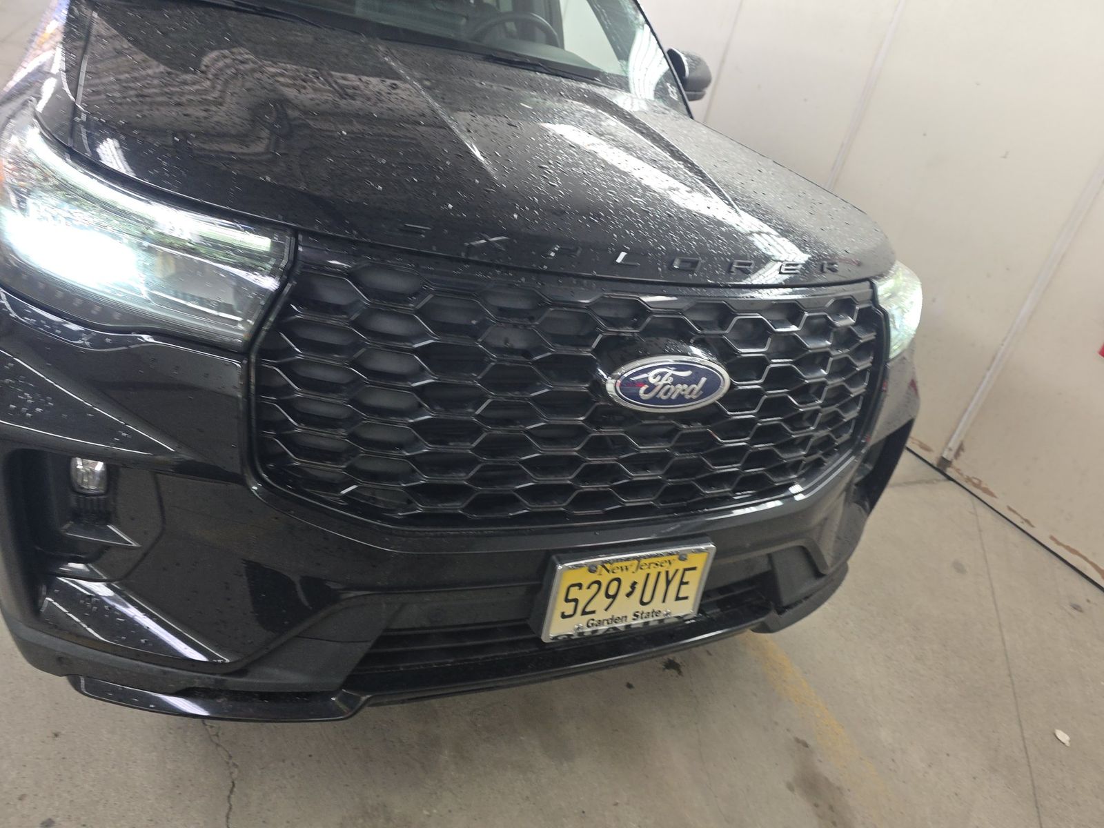 FORD EXPLORER - 3