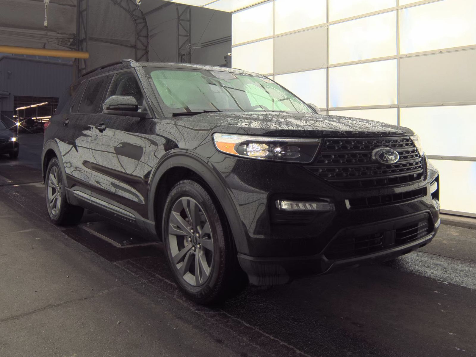 FORD EXPLORER - 5