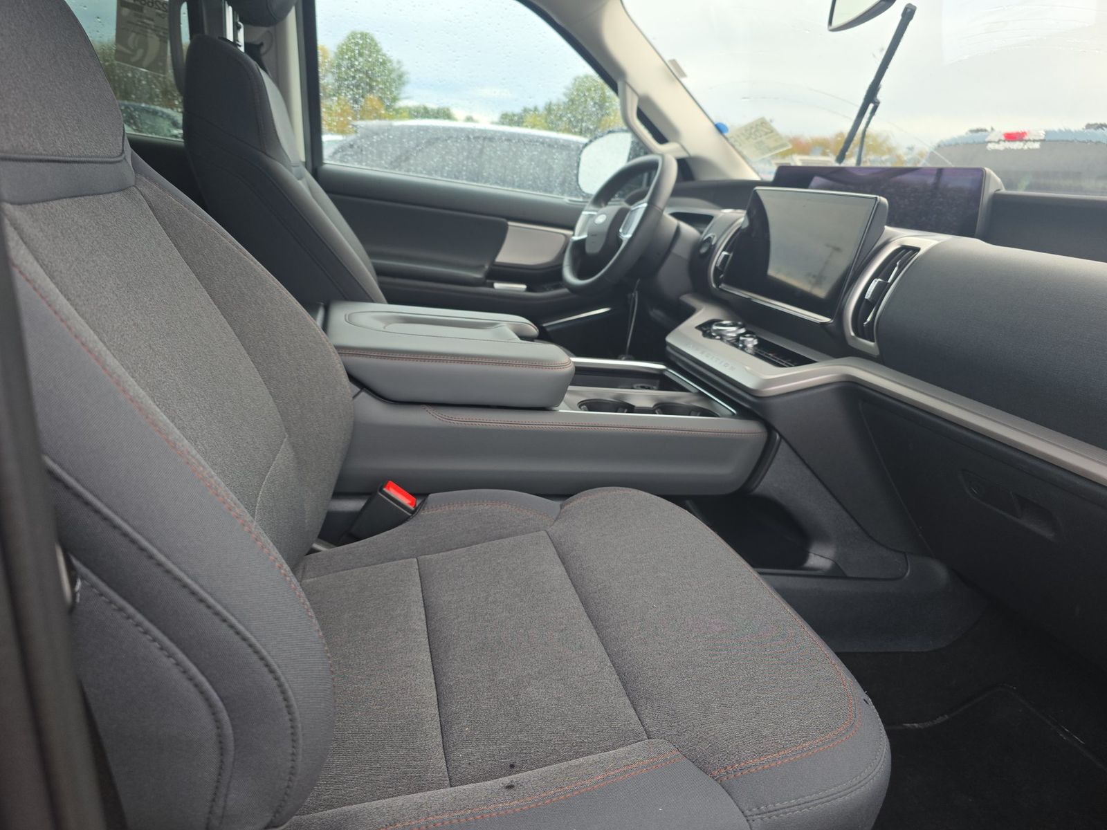 FORD EXPEDITION - 9