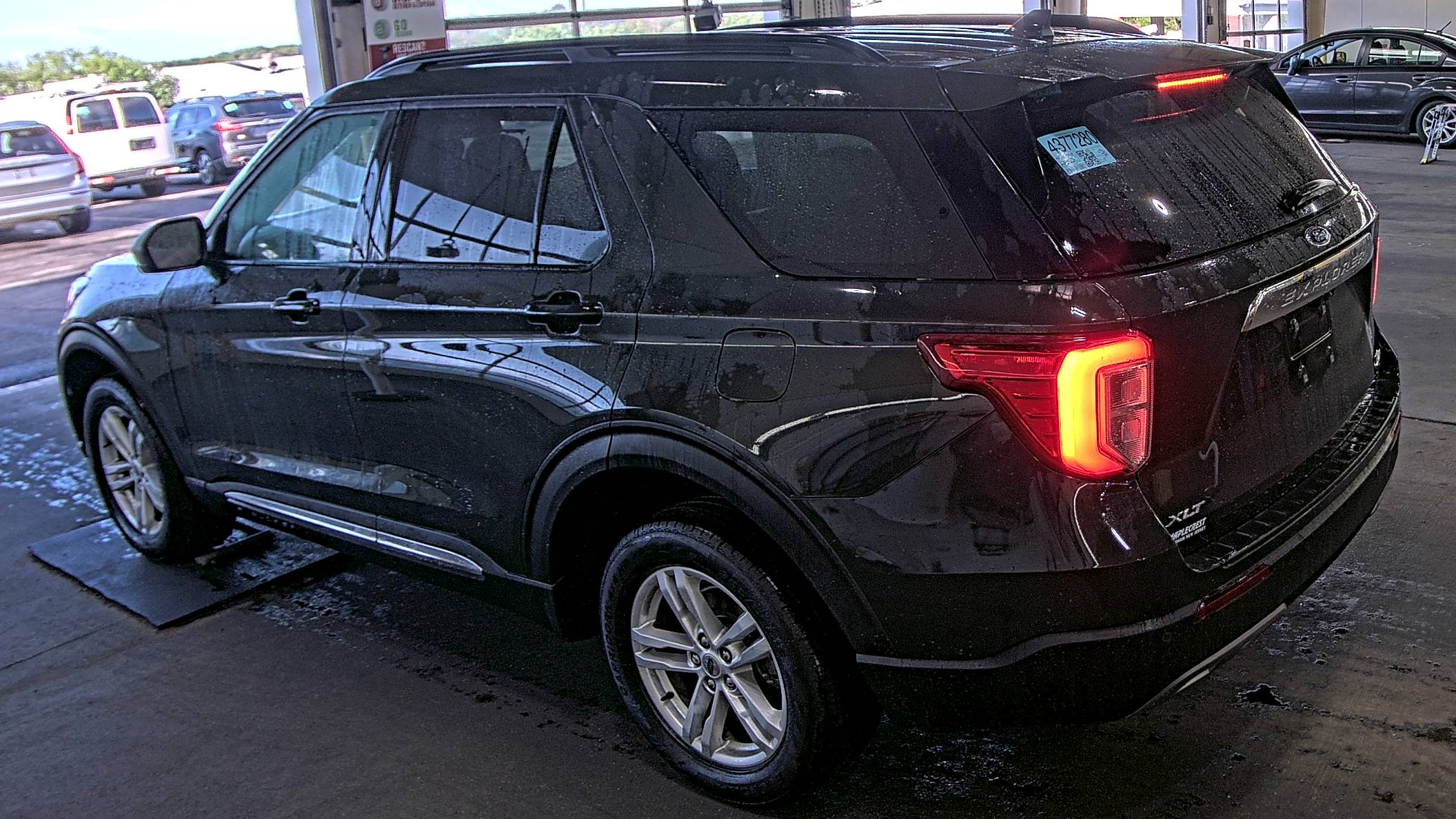 FORD EXPLORER - 7
