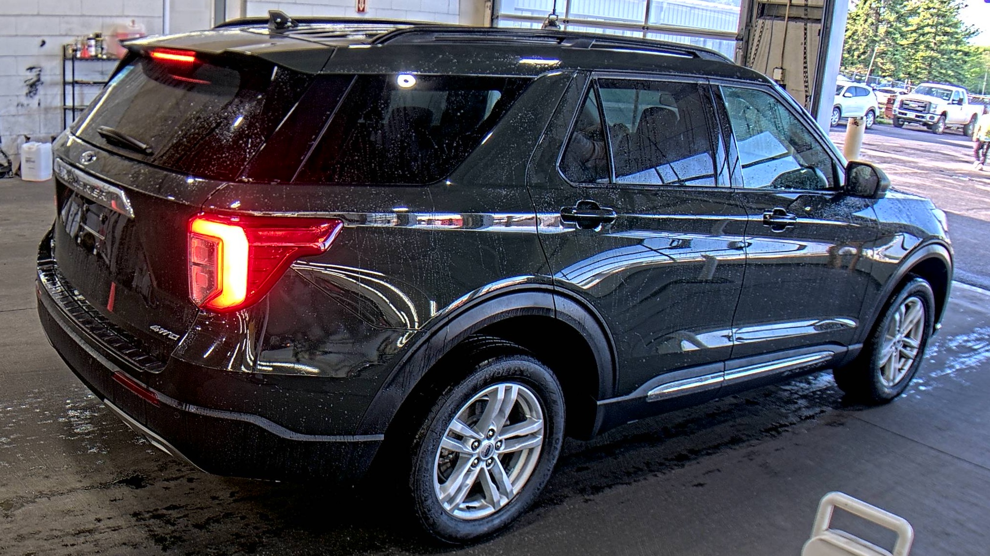 FORD EXPLORER - 5
