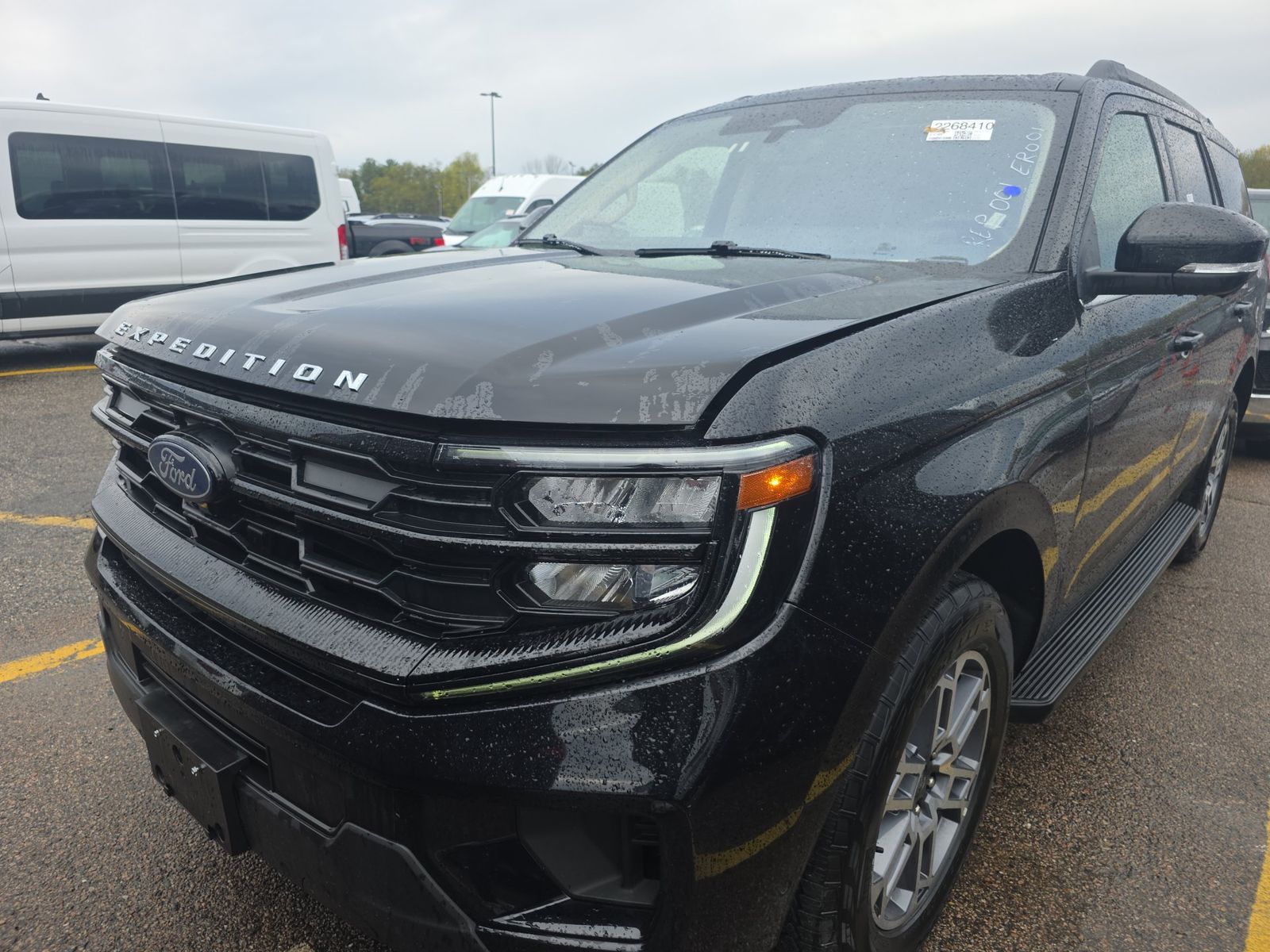 FORD EXPEDITION - 1