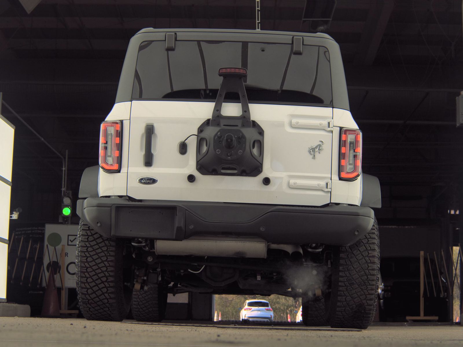 FORD BRONCO - 8