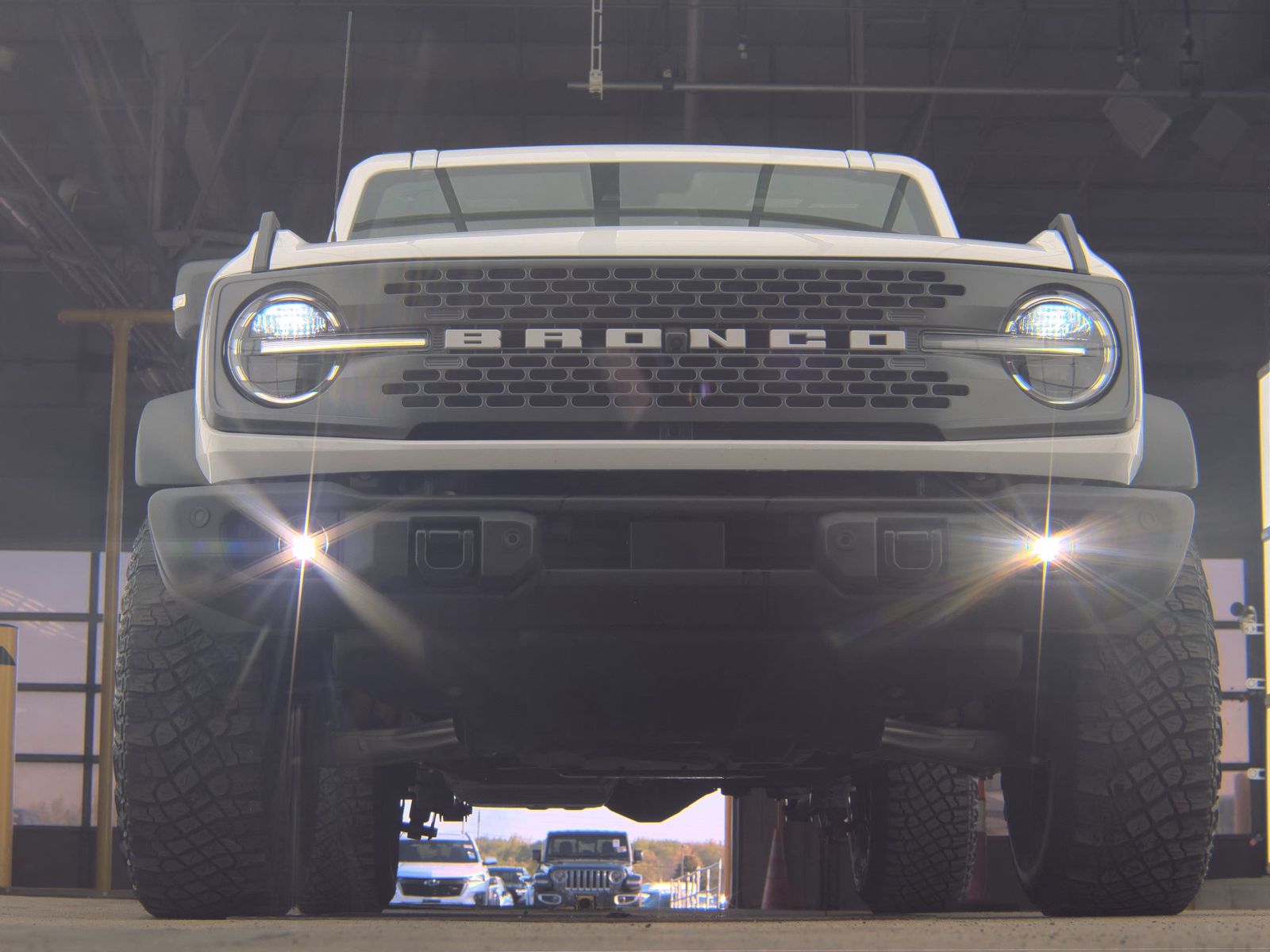 FORD BRONCO - 4