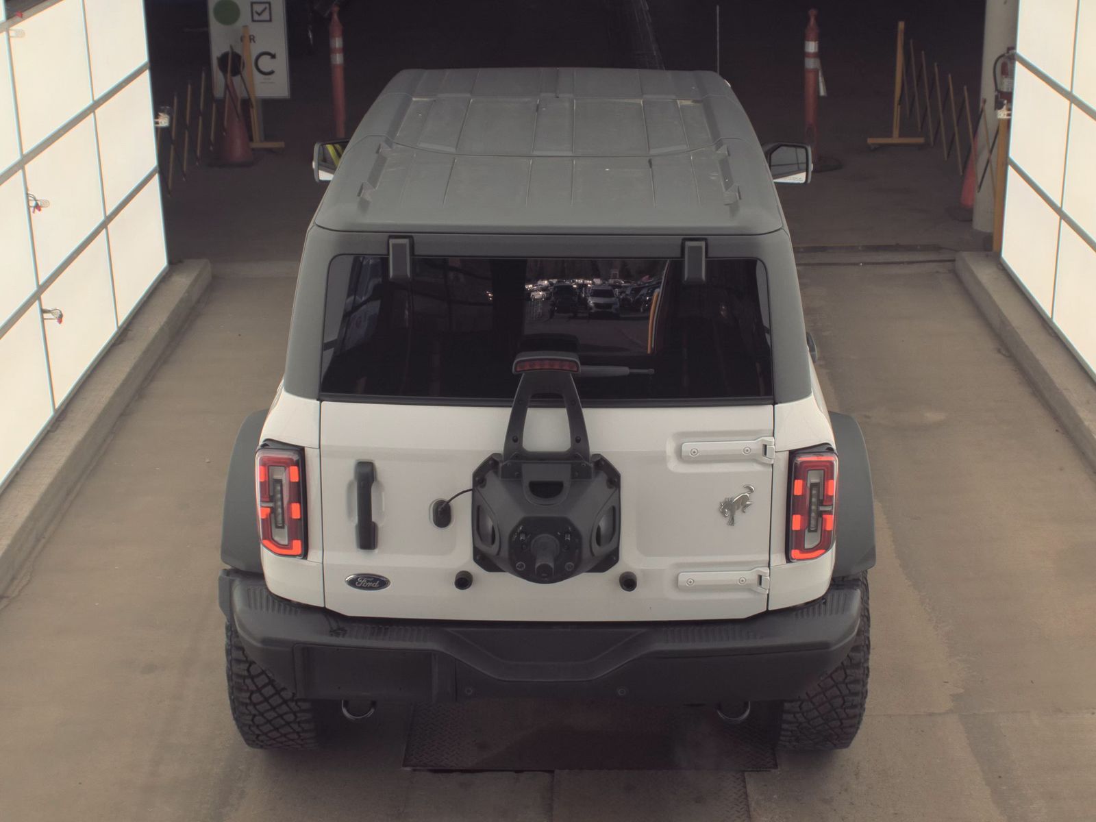 FORD BRONCO - 7