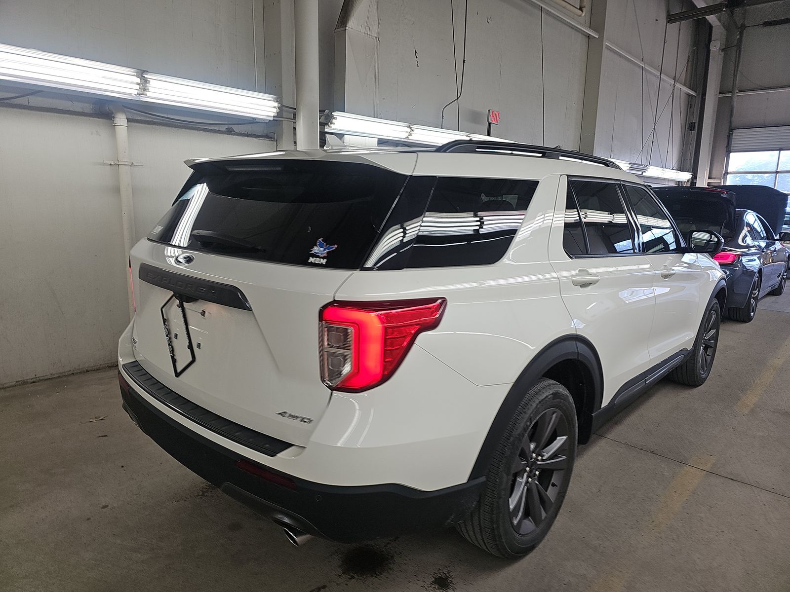 FORD EXPLORER - 5