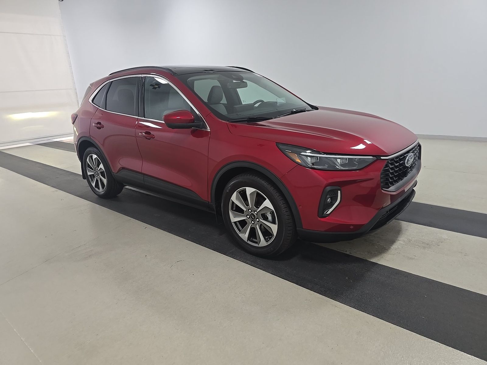 FORD ESCAPE - 4