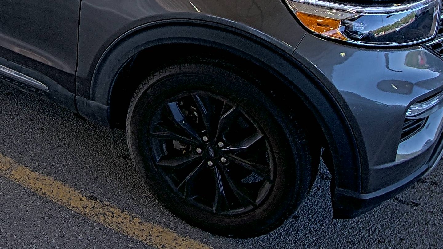 FORD EXPLORER - 9