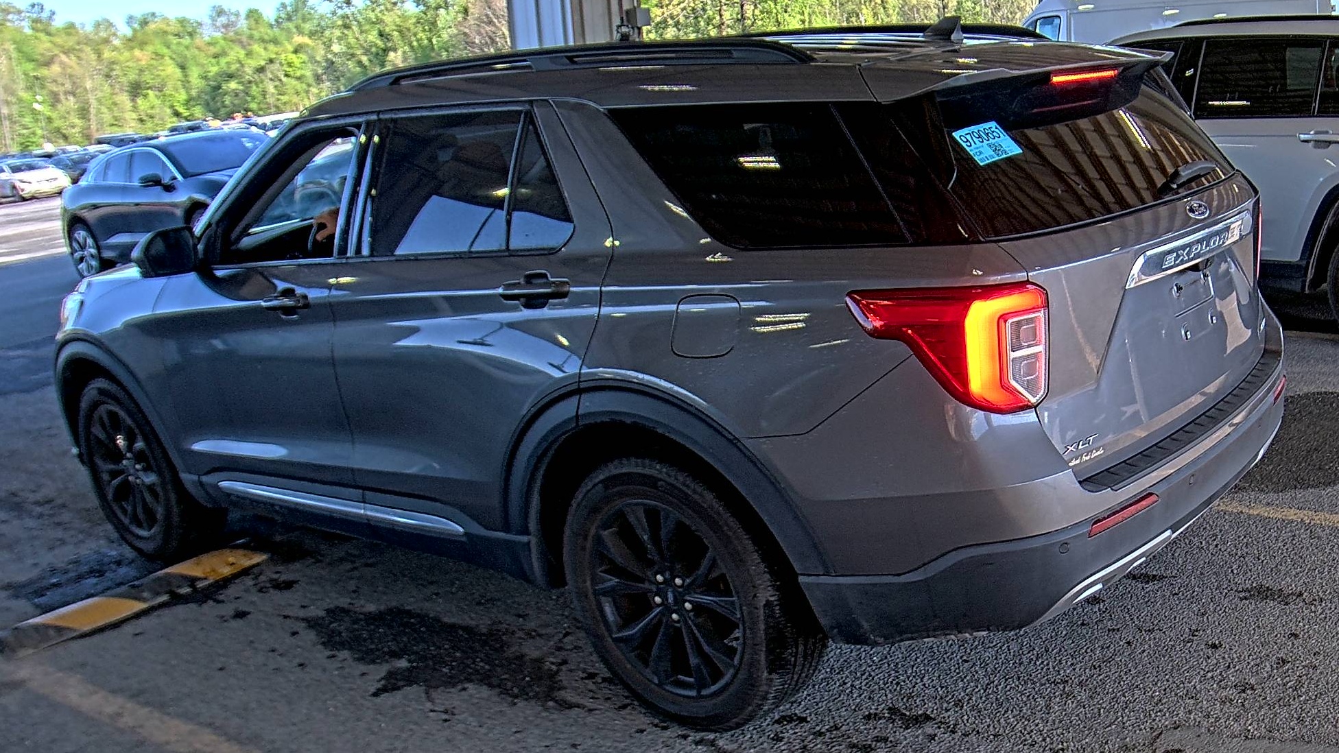 FORD EXPLORER - 7