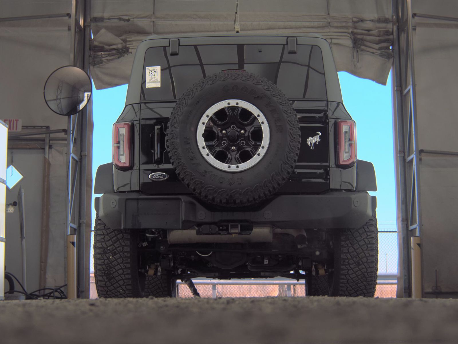 FORD BRONCO - 8