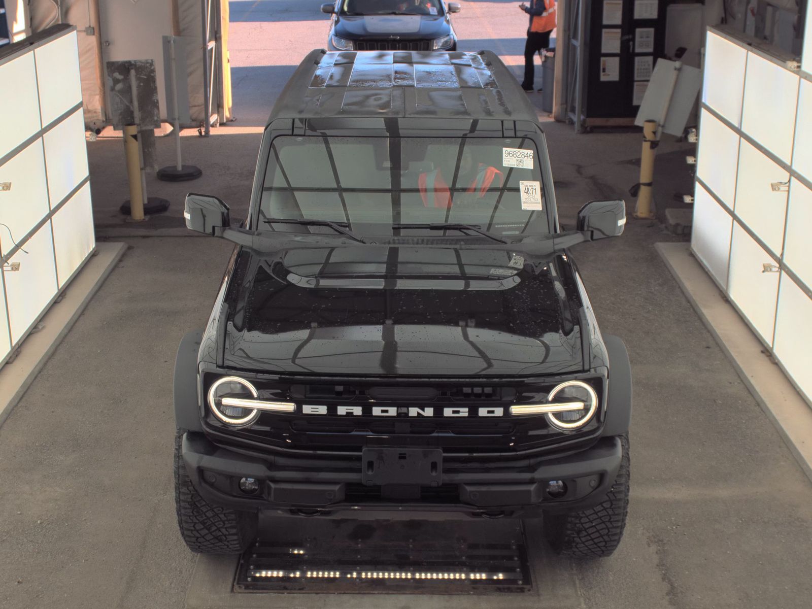 FORD BRONCO - 3