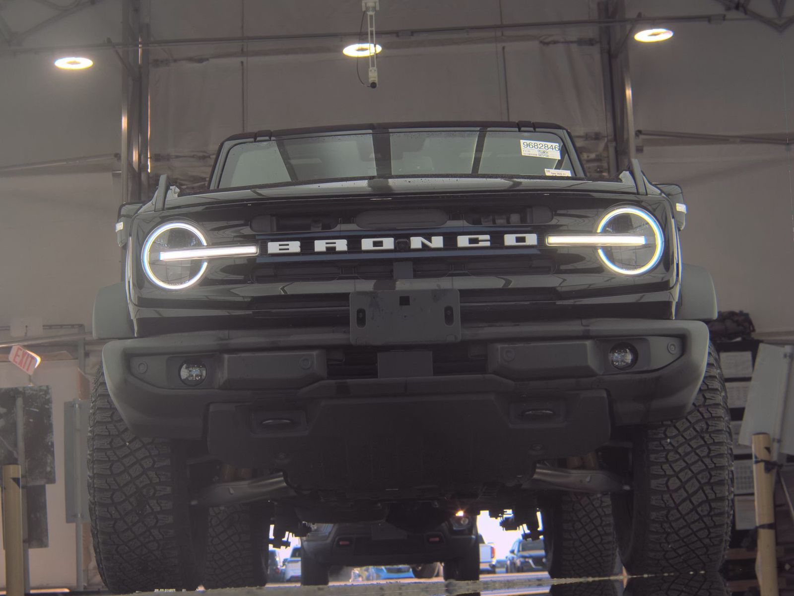 FORD BRONCO - 4