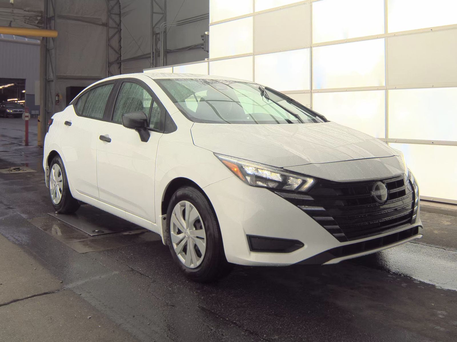 NISSAN VERSA - 5