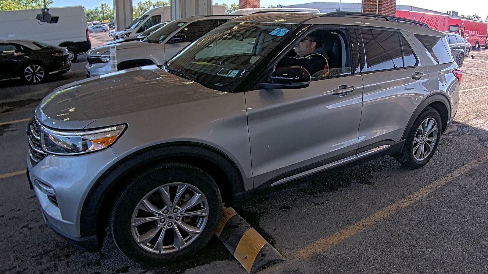 FORD EXPLORER - 1