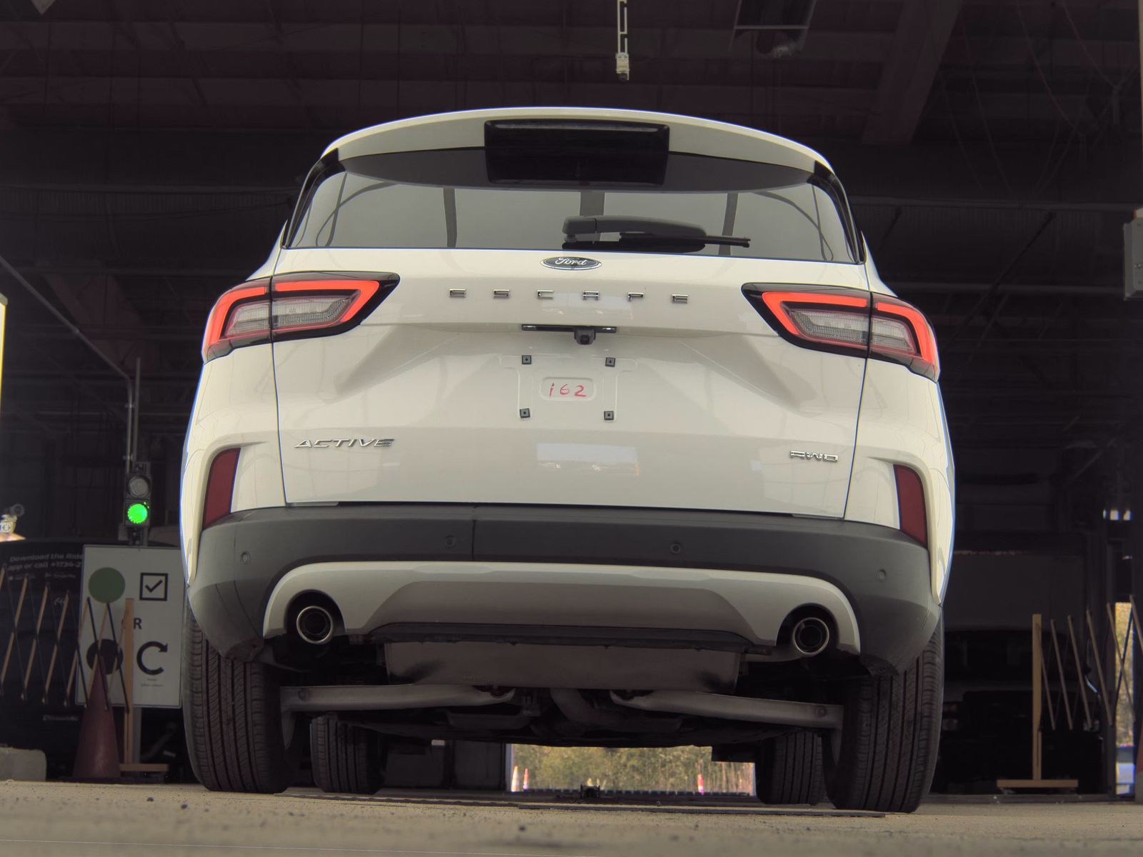 FORD ESCAPE - 8