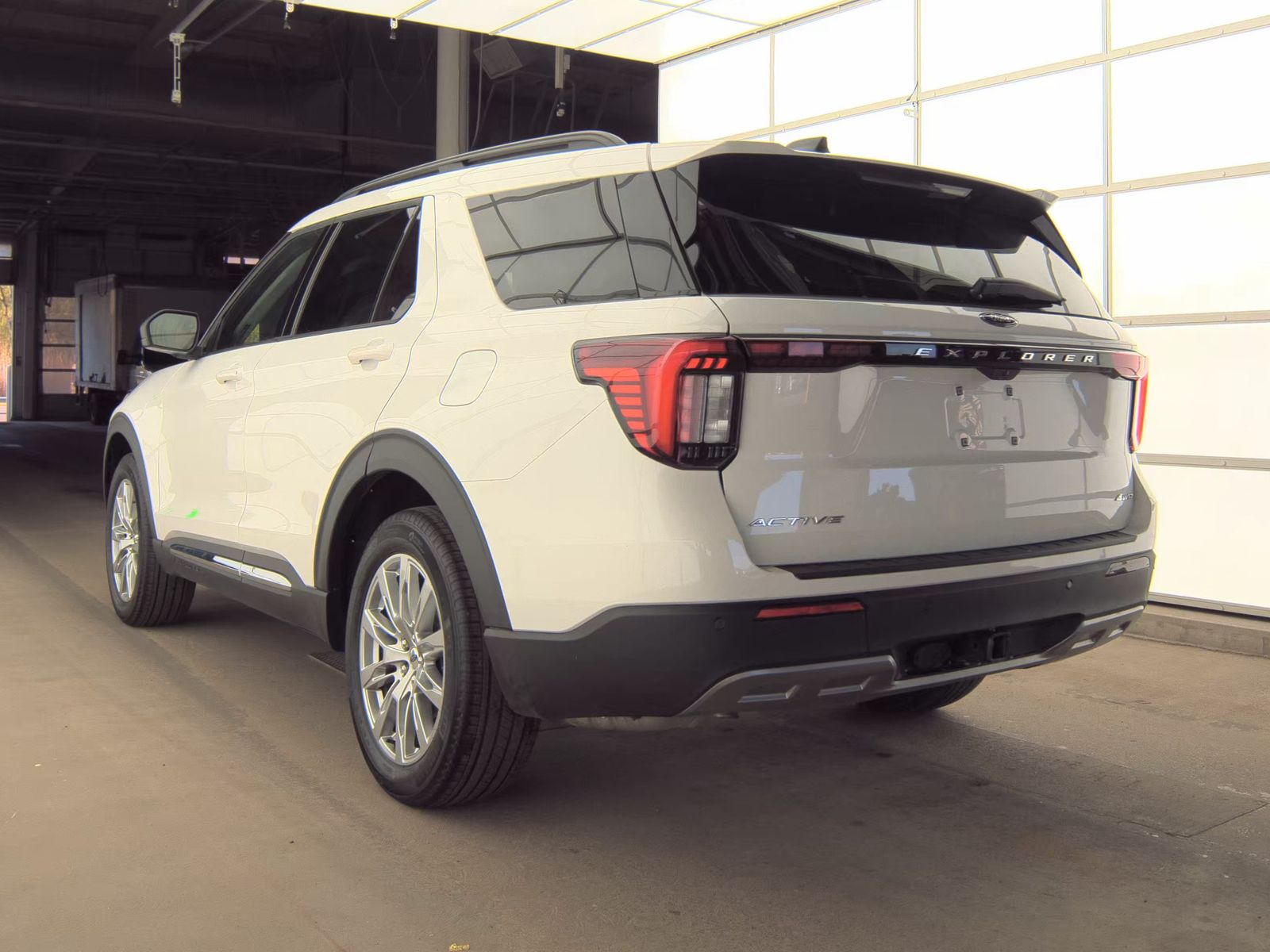 FORD EXPLORER - 9