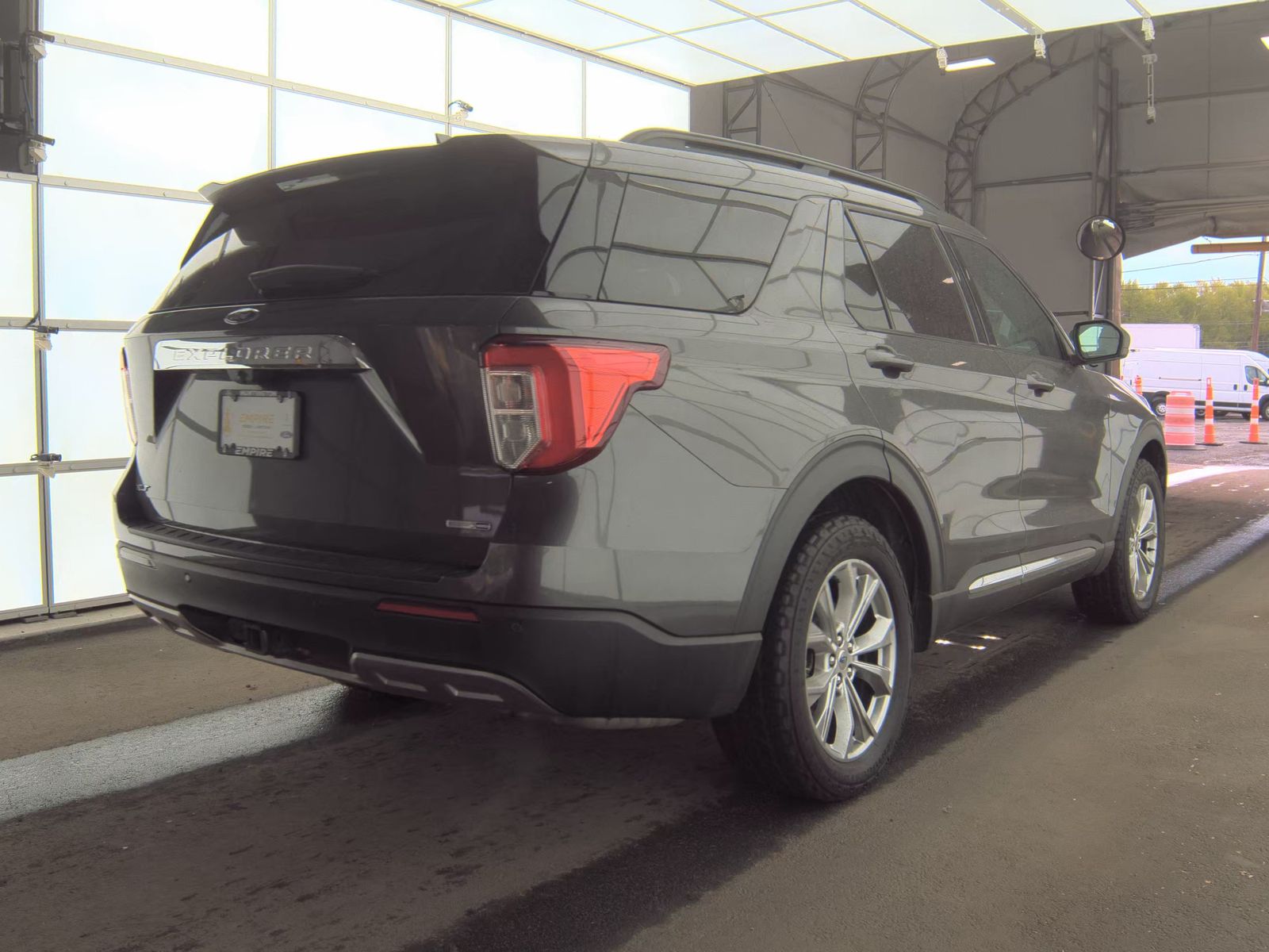 FORD EXPLORER - 6