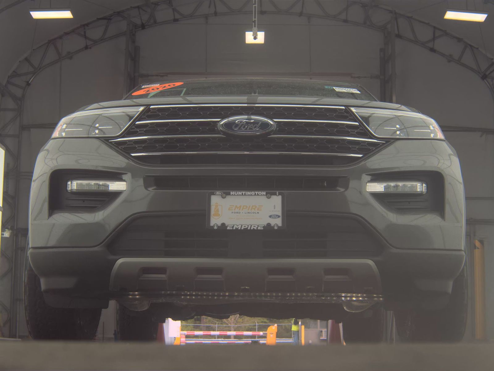 FORD EXPLORER - 4