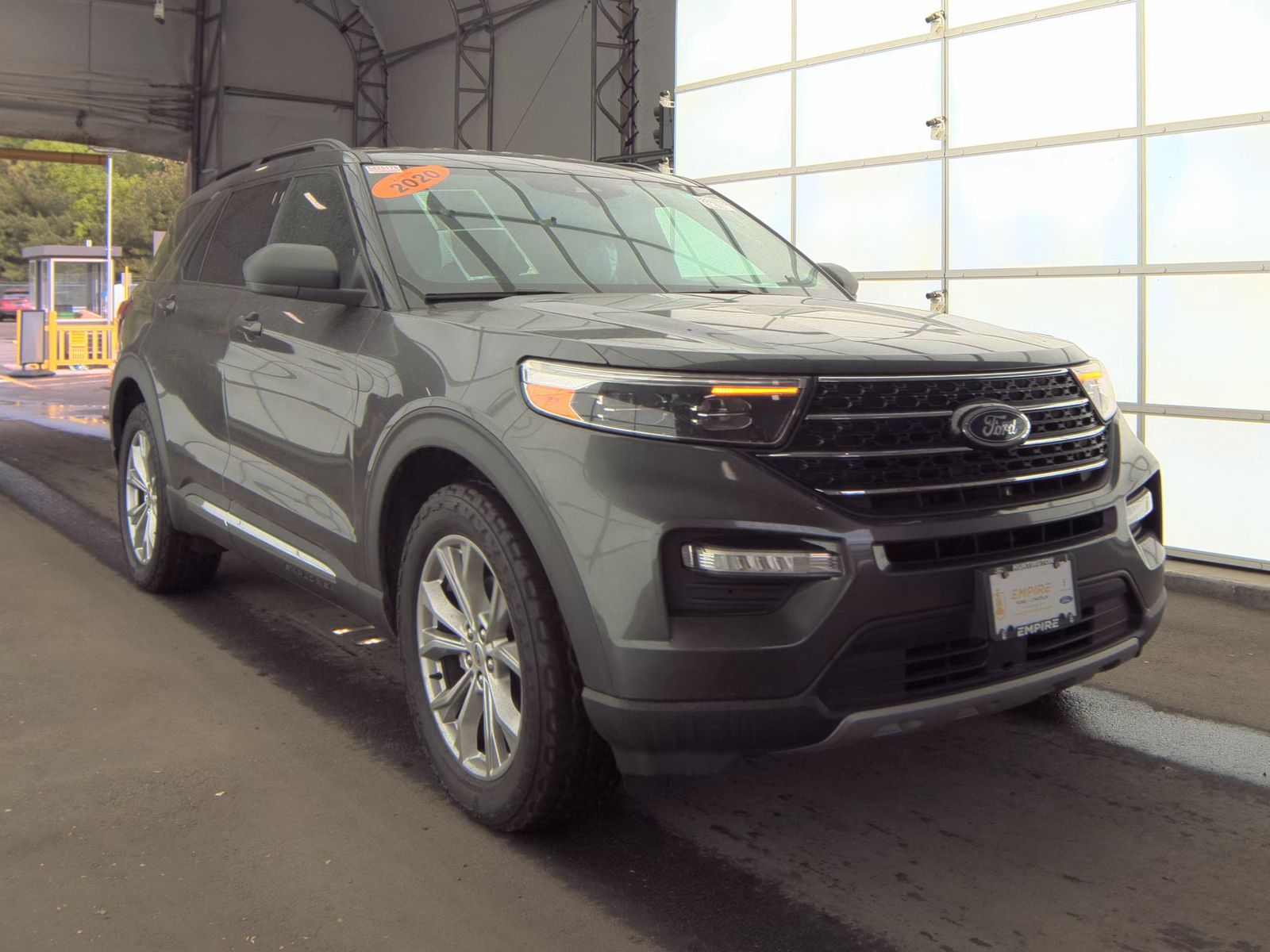 FORD EXPLORER - 5