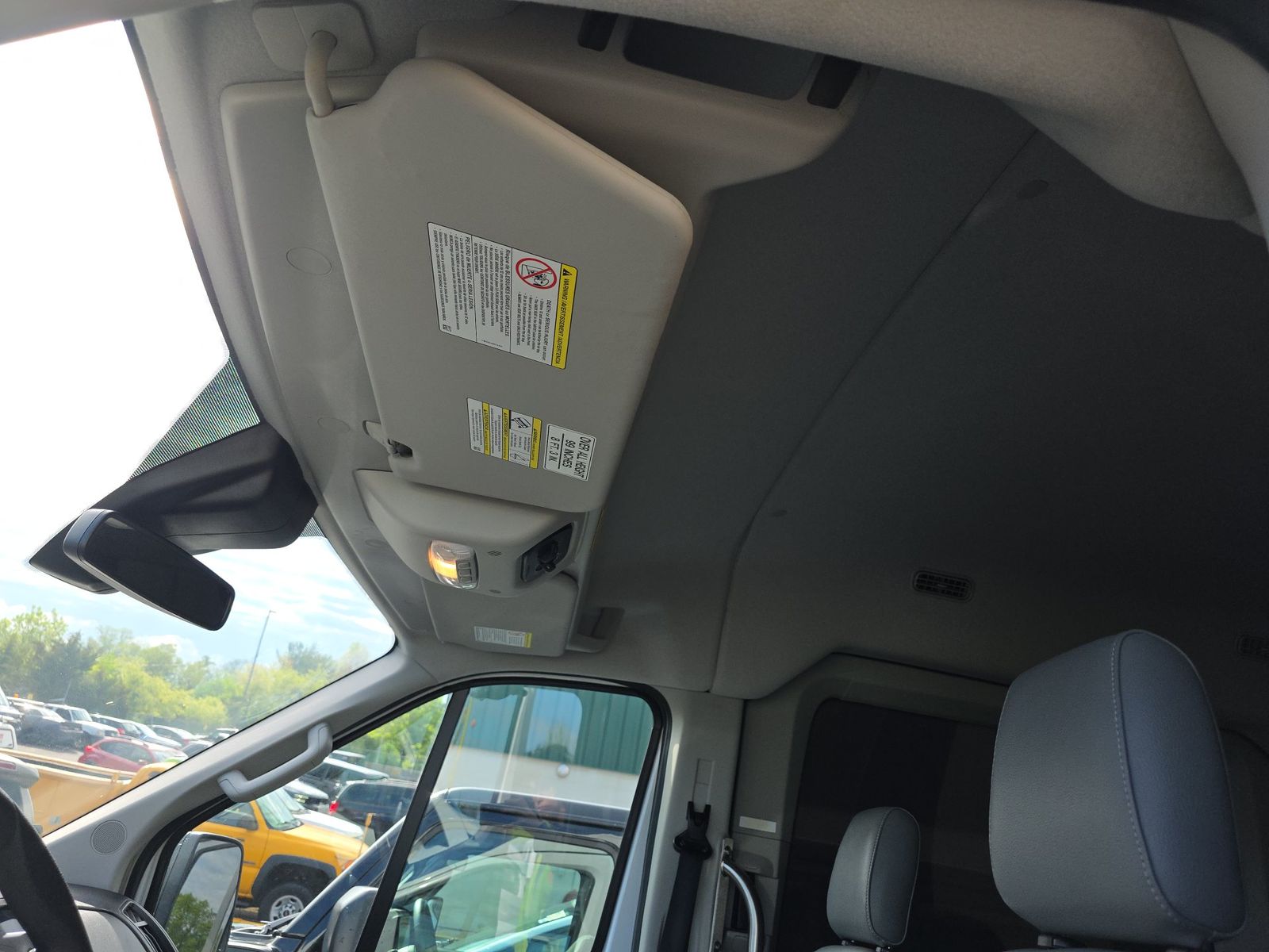 FORD TRANSIT 150 - 8