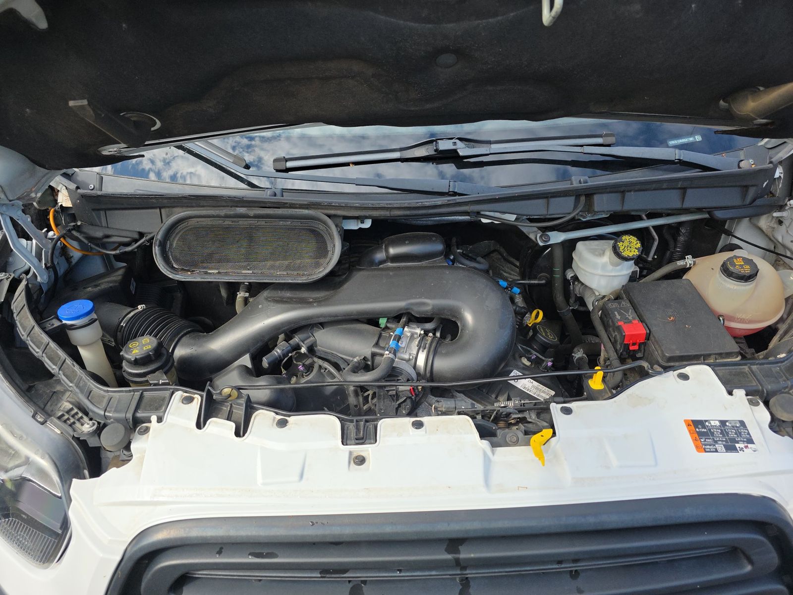 FORD TRANSIT 150 - 10
