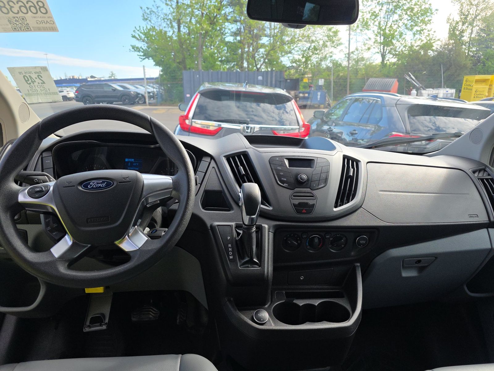FORD TRANSIT 150 - 6