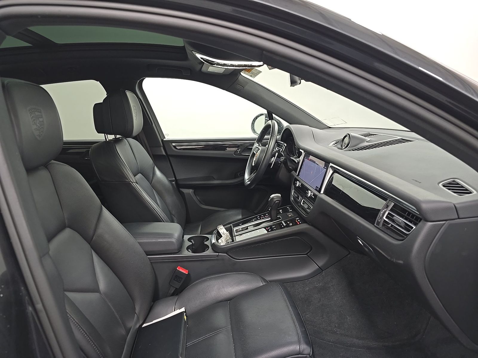 2023 Porsche Macan Base AWD
