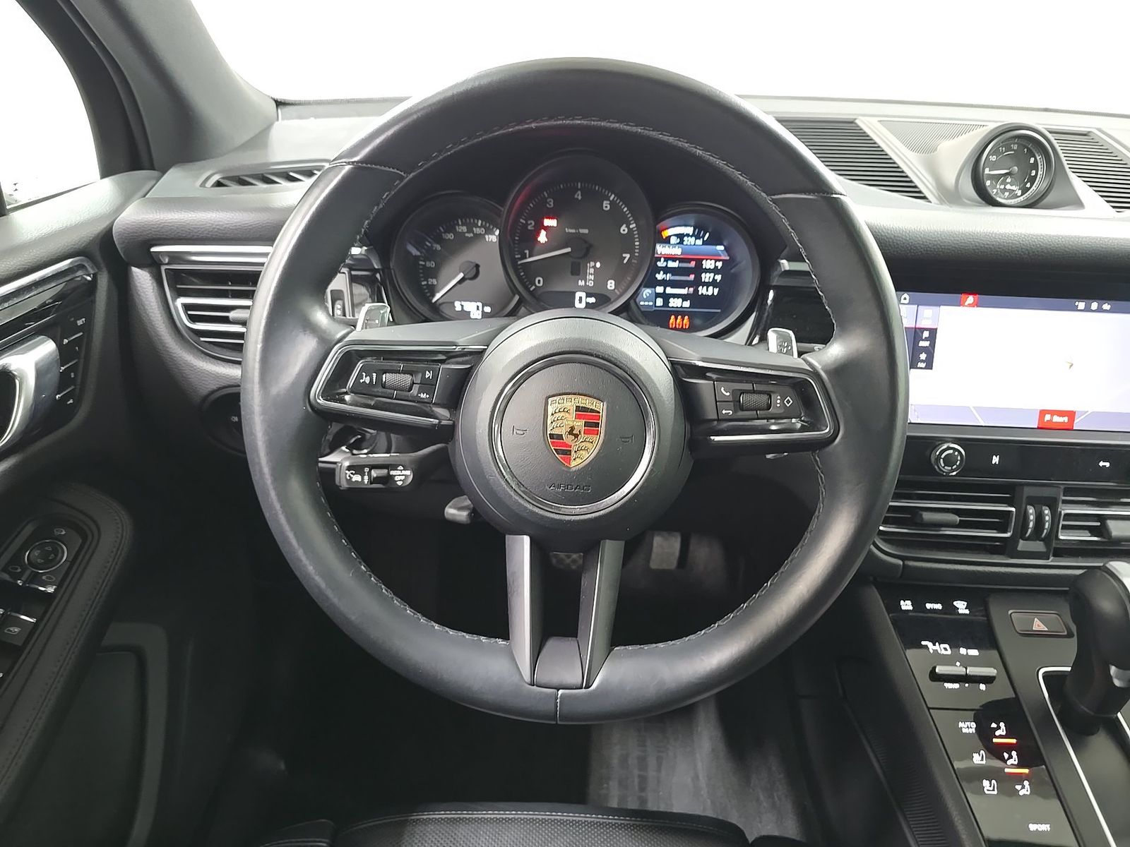 2023 Porsche Macan Base AWD