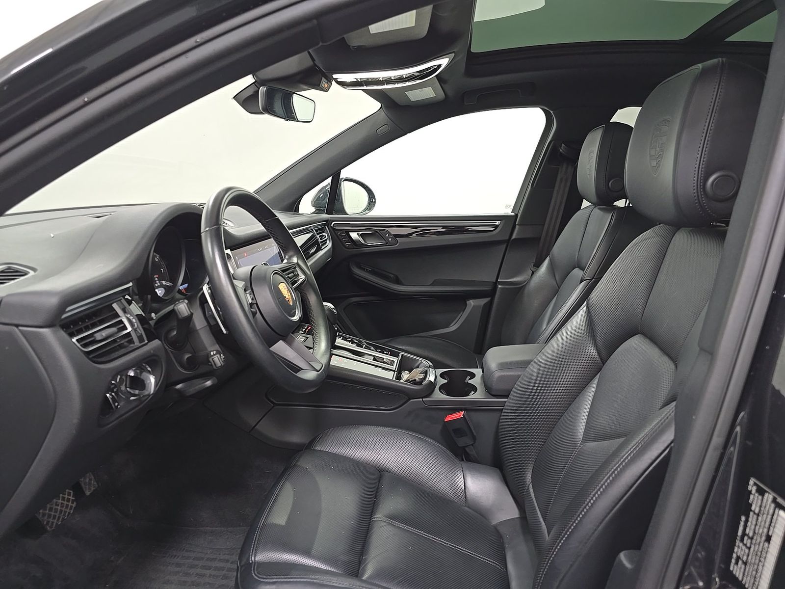2023 Porsche Macan Base AWD