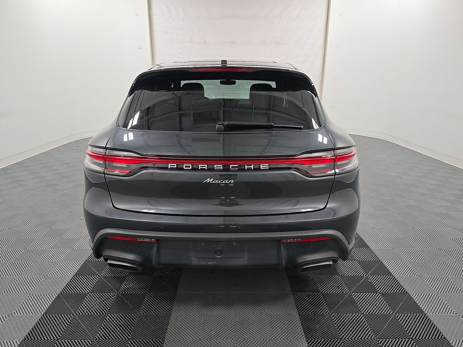 2023 Porsche Macan Base AWD