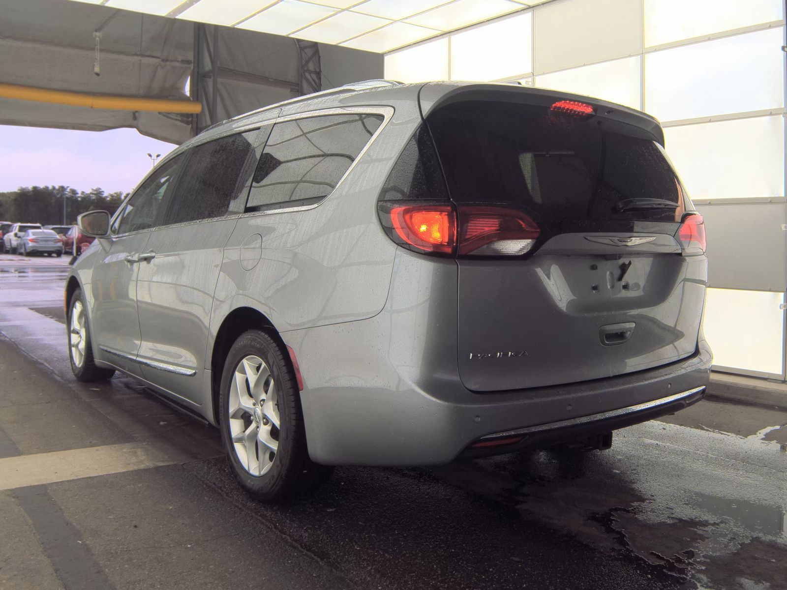 2020 Chrysler Pacifica Touring L Plus FWD
