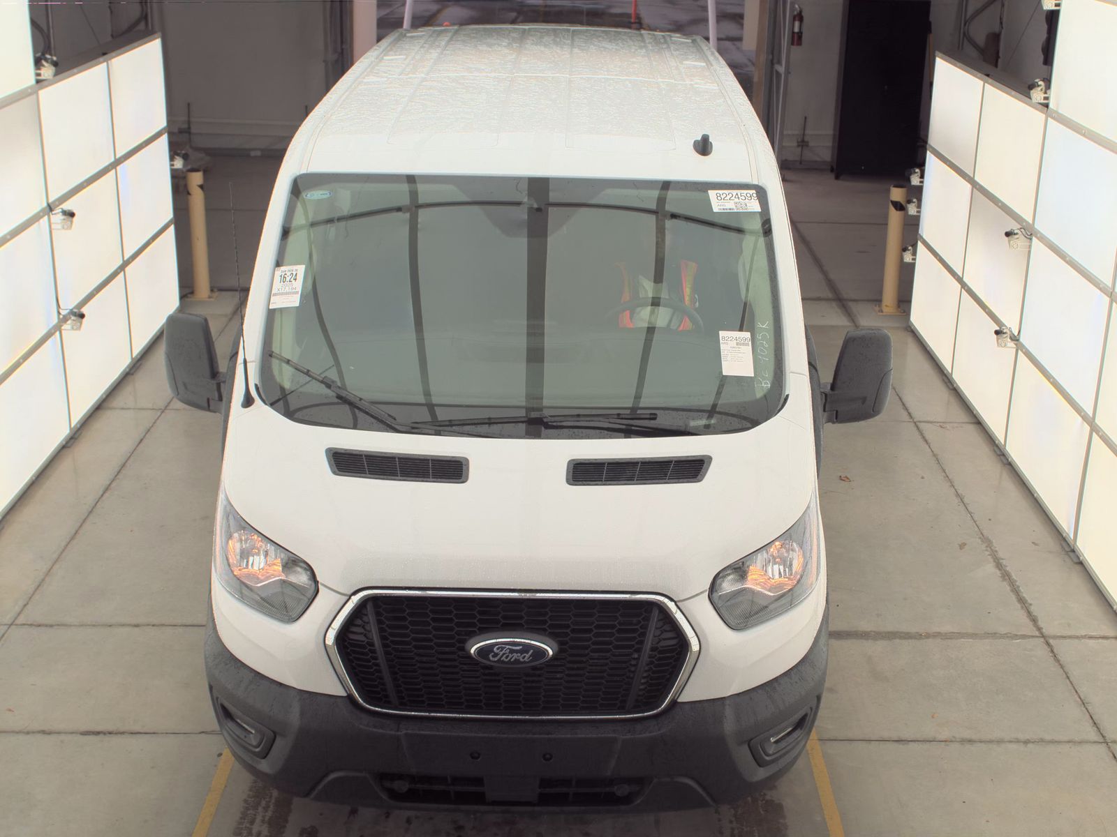 FORD TRANSIT 250 - 3