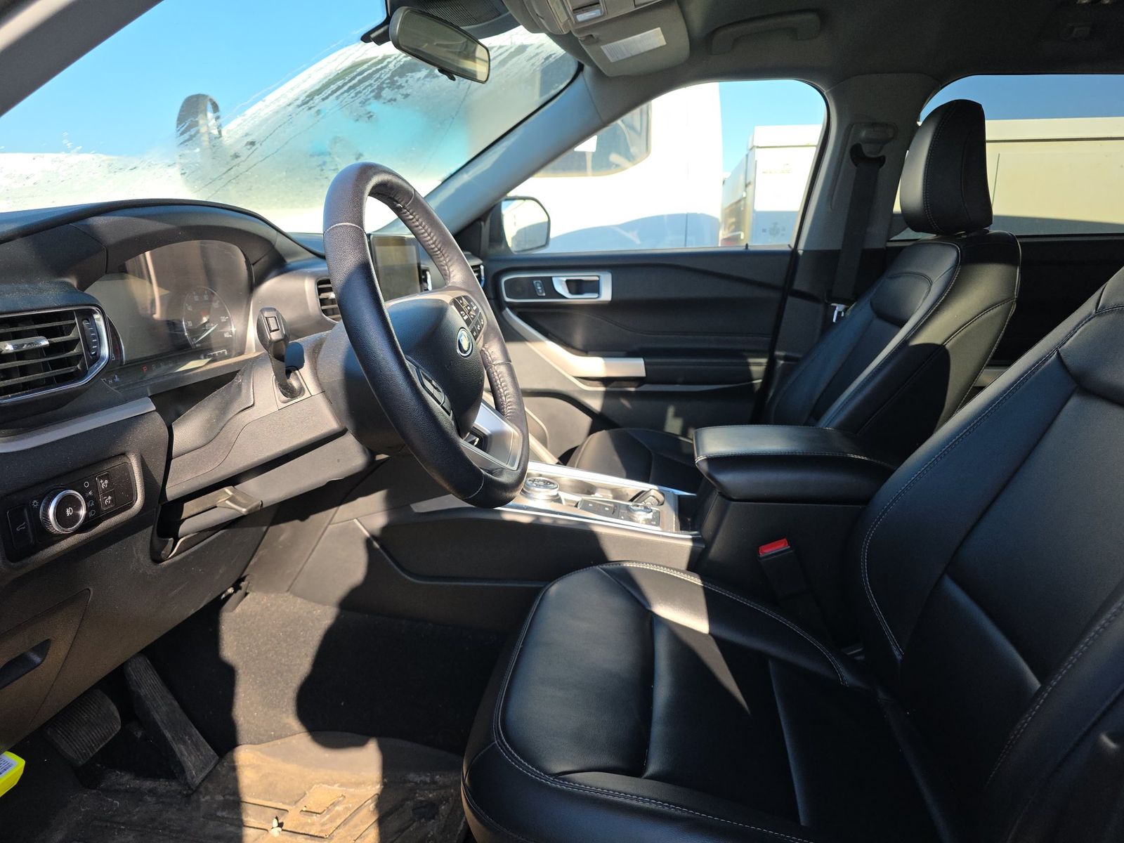 FORD EXPLORER - 8