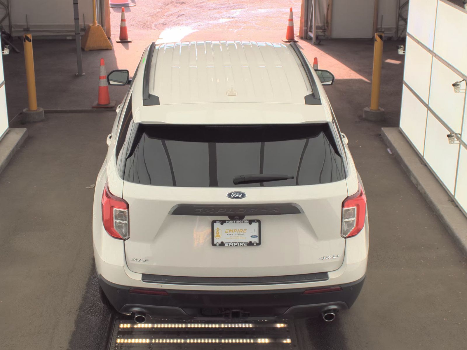FORD EXPLORER - 7