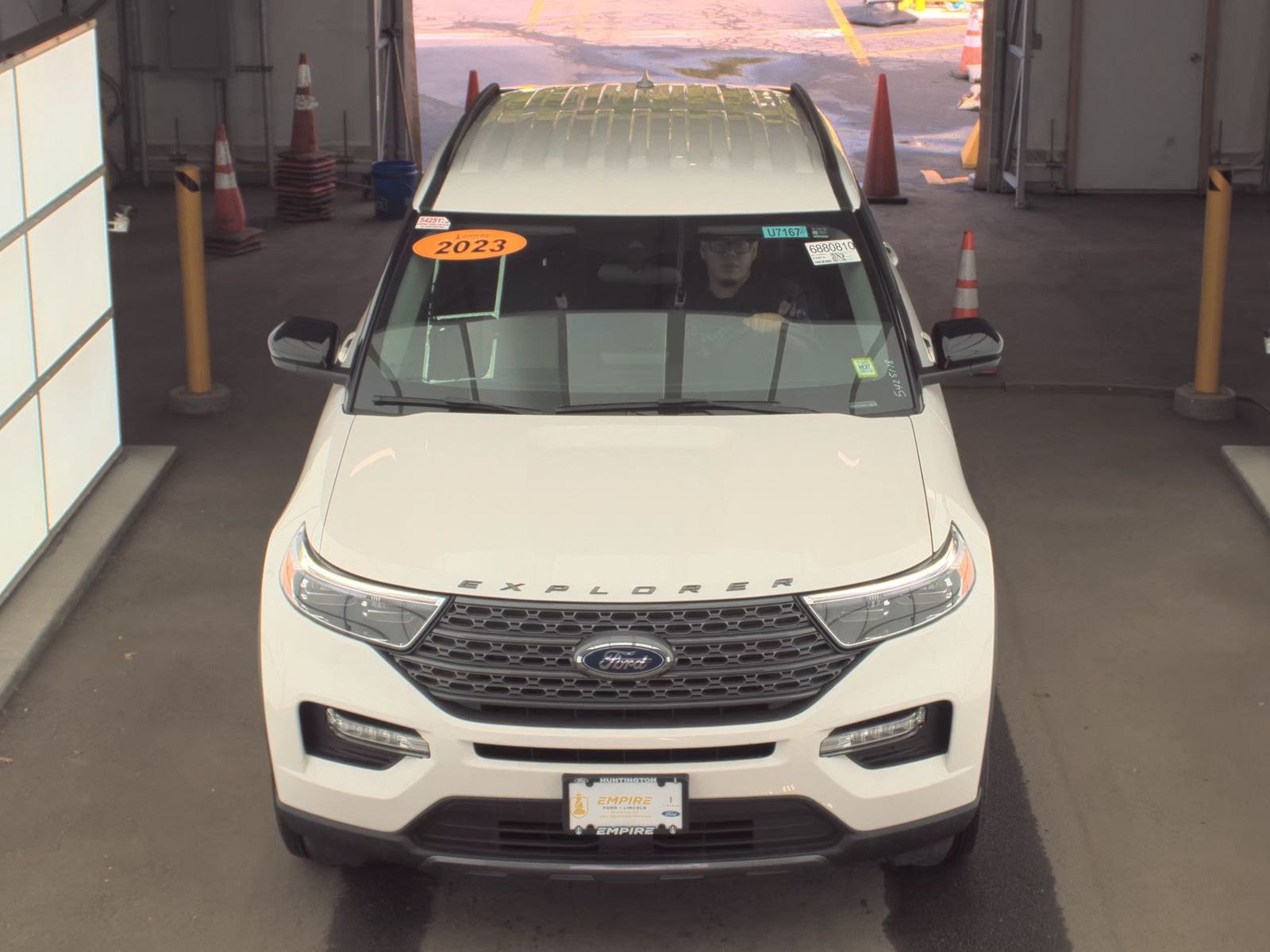 FORD EXPLORER - 3