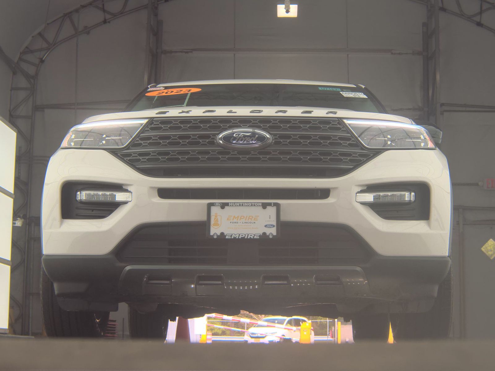 FORD EXPLORER - 4