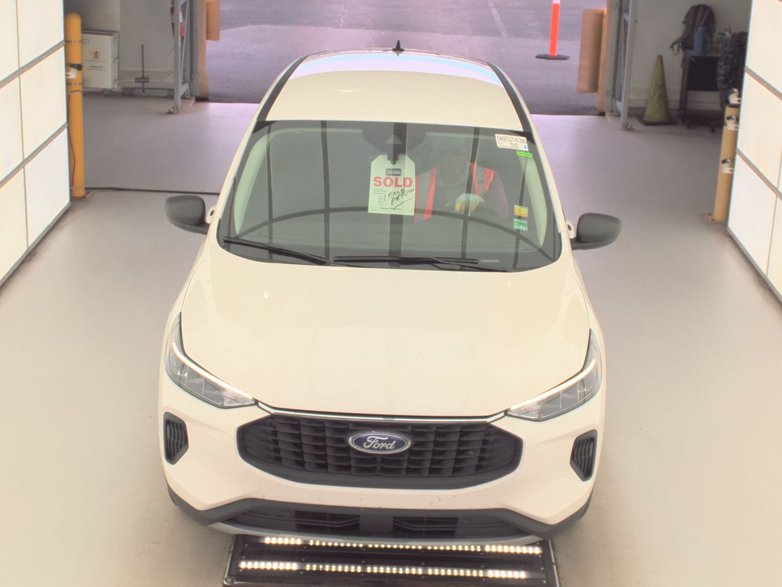 FORD ESCAPE - 3