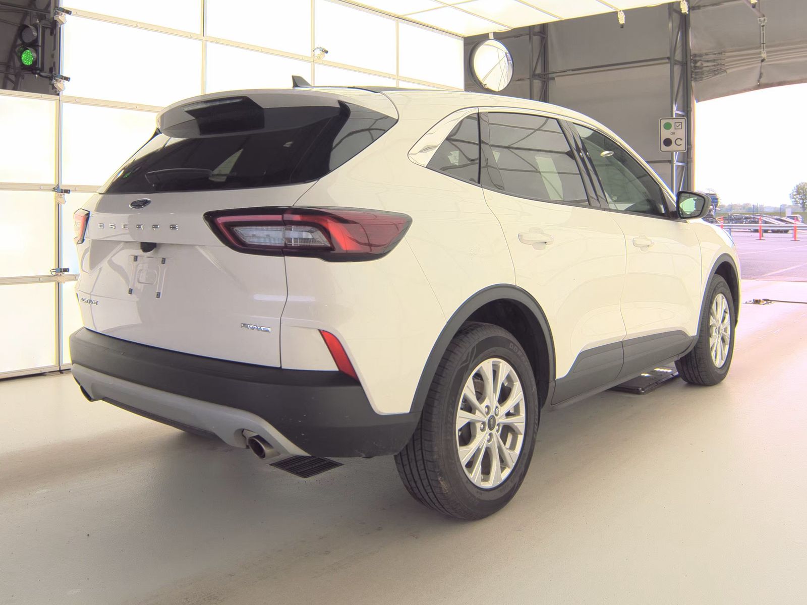 FORD ESCAPE - 6