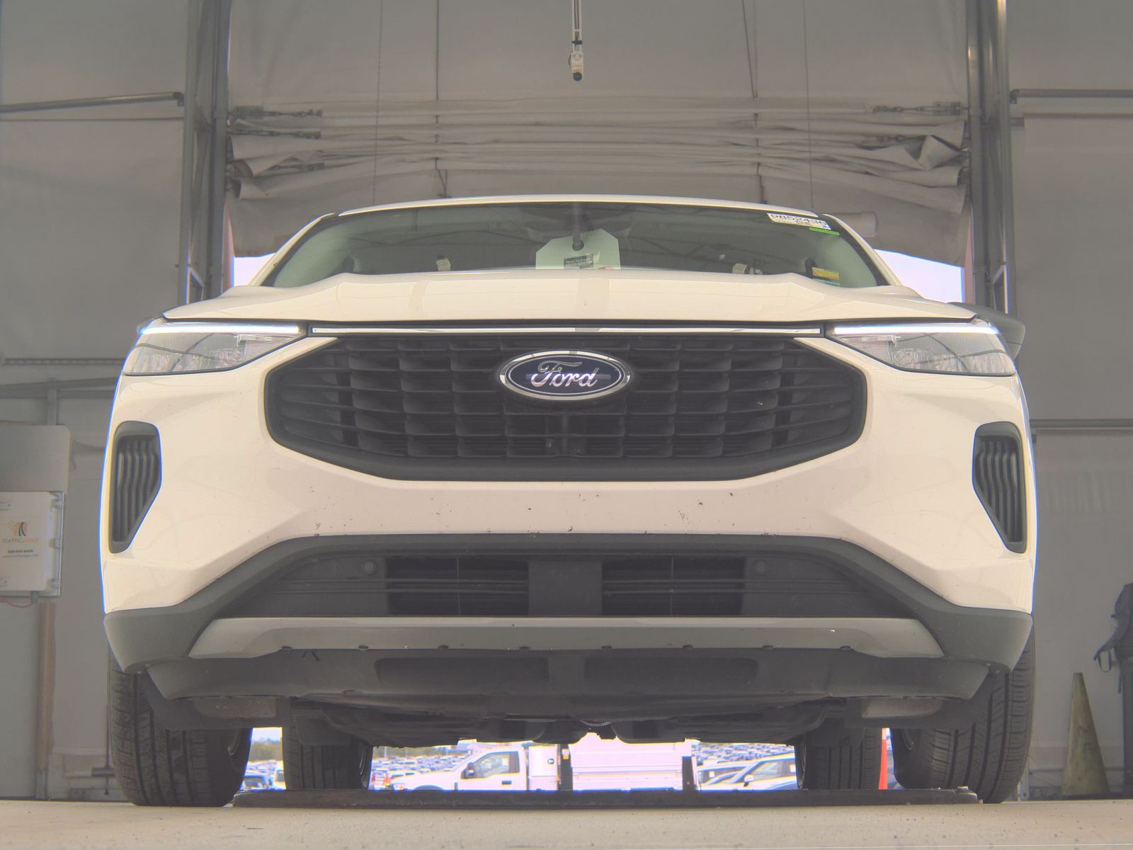 FORD ESCAPE - 4