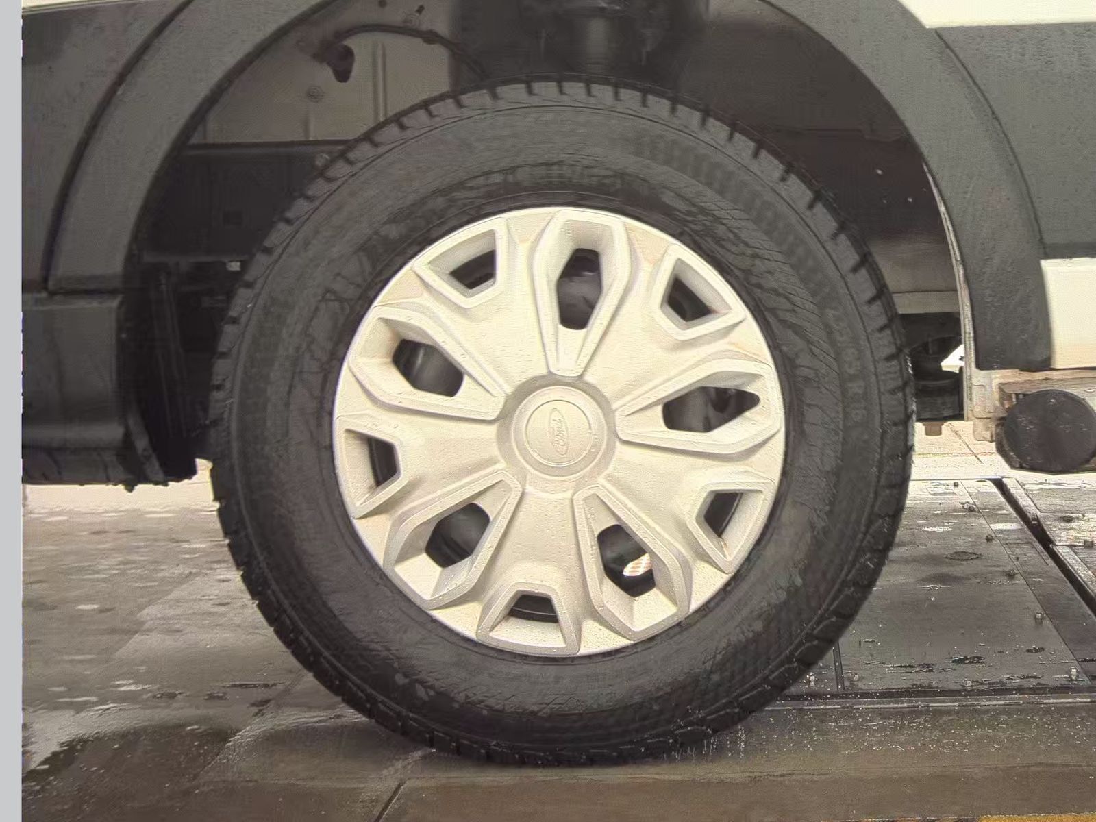 FORD TRANSIT 250 - 10
